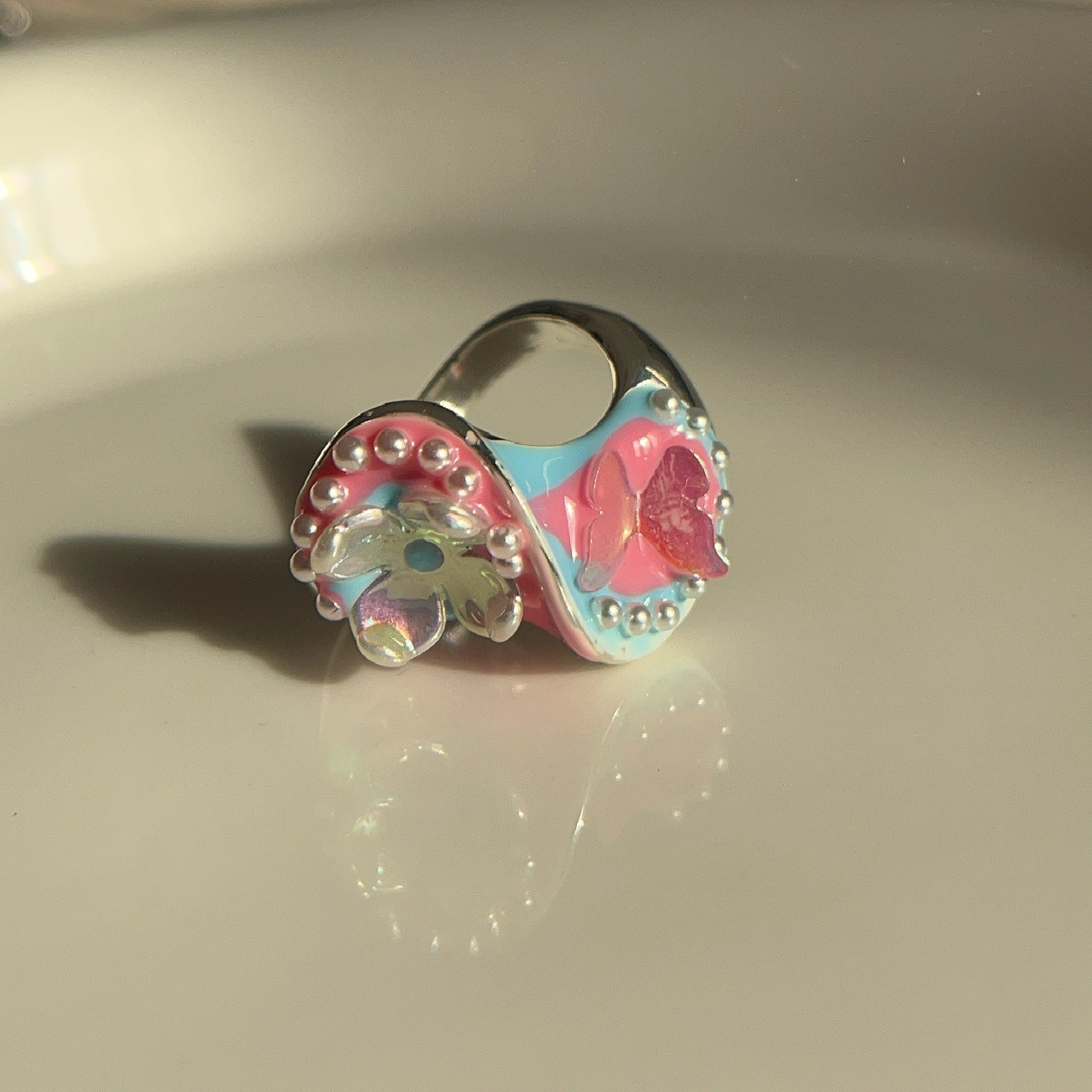 High-grade Metal Wide Heart Twin Enamel Drop Oil Ring